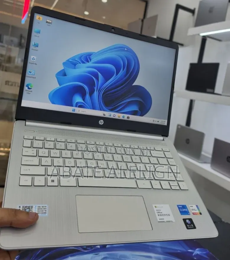 New Laptop HP Stream Notebook 16GB Intel Core i5 SSD 512GB