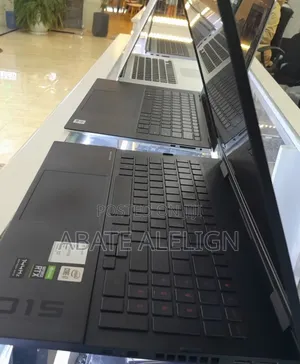 New Laptop HP Omen 15 16GB Intel Core i7 SSD 512GB
