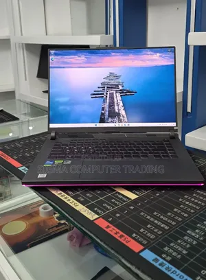 New Laptop Asus ROG Strix G16 G614 16GB Intel Core i7 SSD 1T