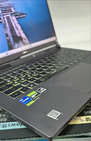 New Laptop Asus ROG Strix G16 G614 16GB Intel Core i7 SSD 1T