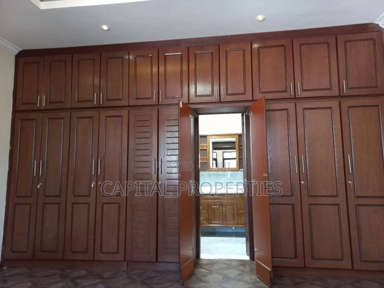 4bdrm Villa in Bole for rent