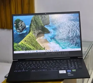 New Laptop HP Omen 16 16GB Intel Core i7 SSD 512GB