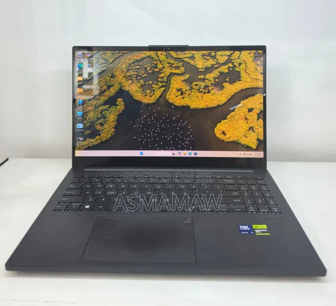New Laptop Asus VivoBook 15 X505BA 16GB Intel Core Ultra 9 SSD 1T
