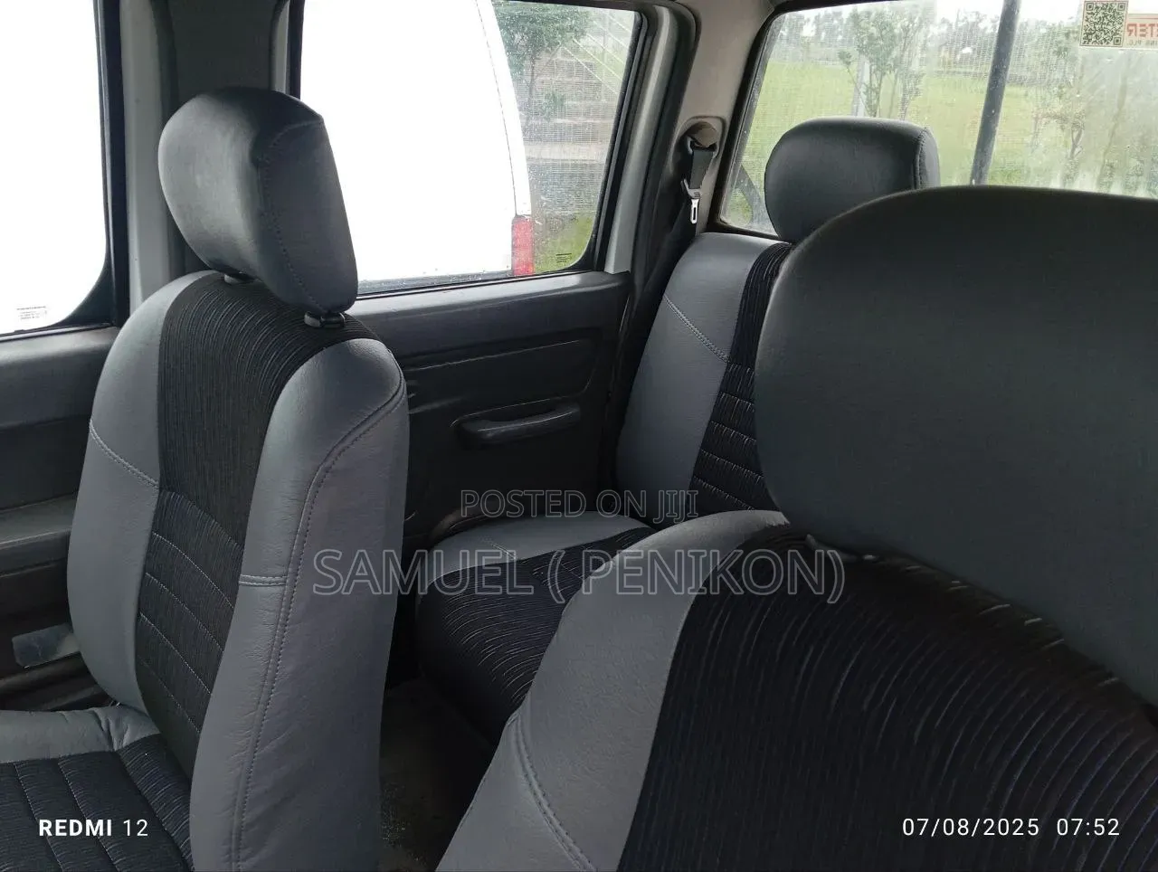 Nissan Hardbody 2012 White