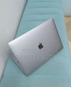 New Laptop Apple MacBook Air 2020 M1 16GB Apple M1 SSD 256GB