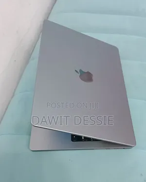 New Laptop Apple MacBook Pro 2021 M1 16GB Apple M1 Pro SSD 512GB