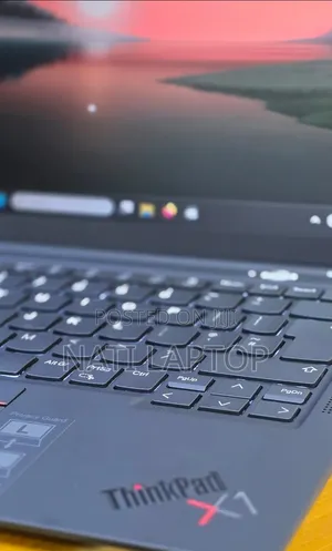 New Laptop Lenovo ThinkPad X1 Carbon Gen11 16GB Intel Core i7 SSD 512GB