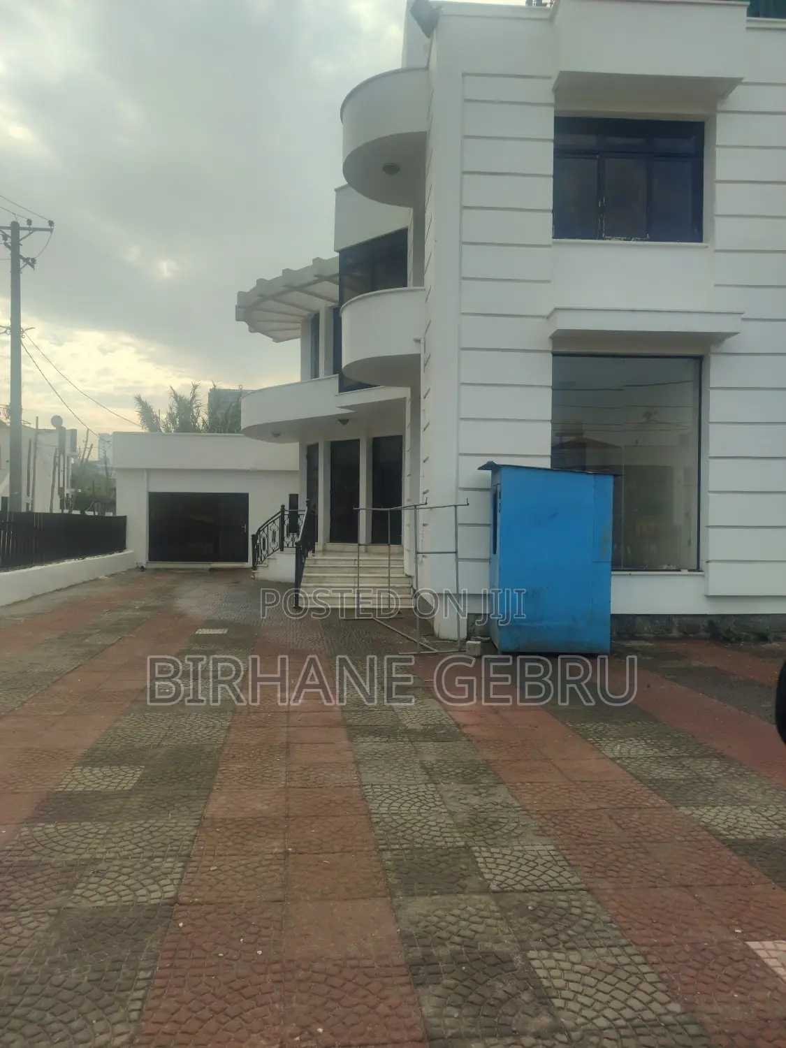 G+3 House Rent for Resturant Lounge Berger and Other