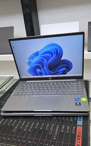 New Laptop HP 550 2GB Intel SSD 512GB
