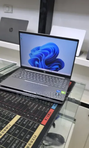New Laptop HP 550 2GB Intel SSD 512GB