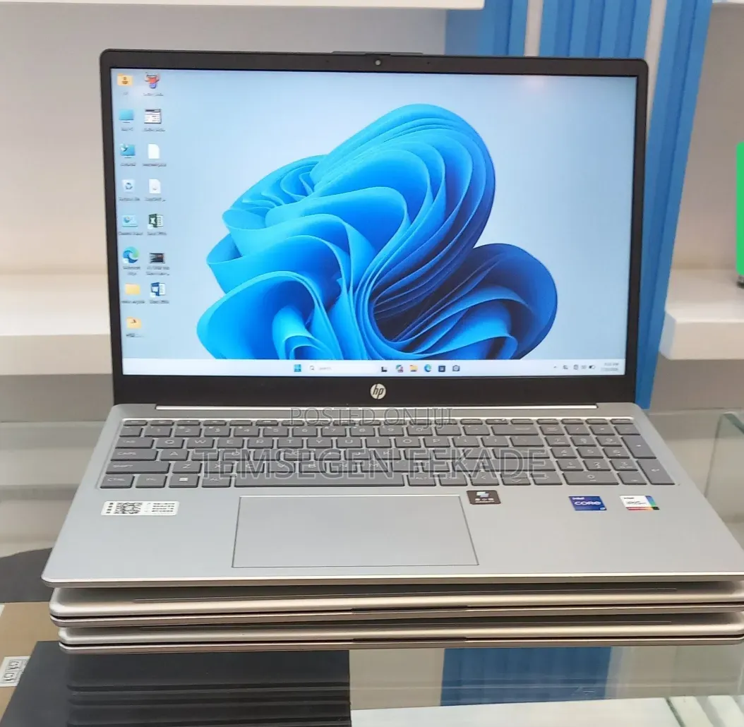 New Laptop HP Stream Notebook 16GB Intel Core i7 SSD 512GB