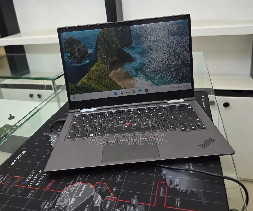 New Laptop Lenovo ThinkPad X1 Yoga 16GB Intel Core i7 SSD 512GB