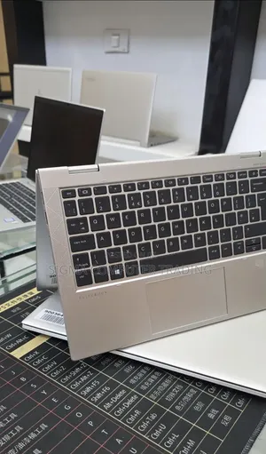 New Laptop HP EliteBook 830 G8 16GB Intel Core i5 SSD 512GB