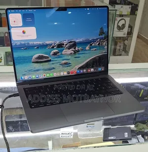 New Laptop Apple MacBook 2016 16GB Apple M1 Pro SSD 256GB