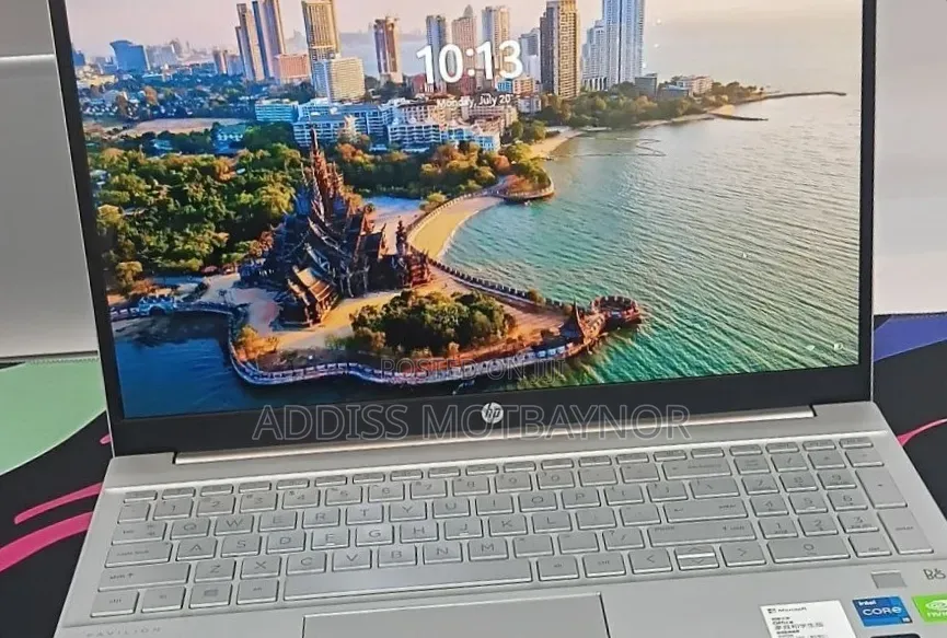 New Laptop HP Pavilion 15 16GB Intel Core i5 SSD 512GB