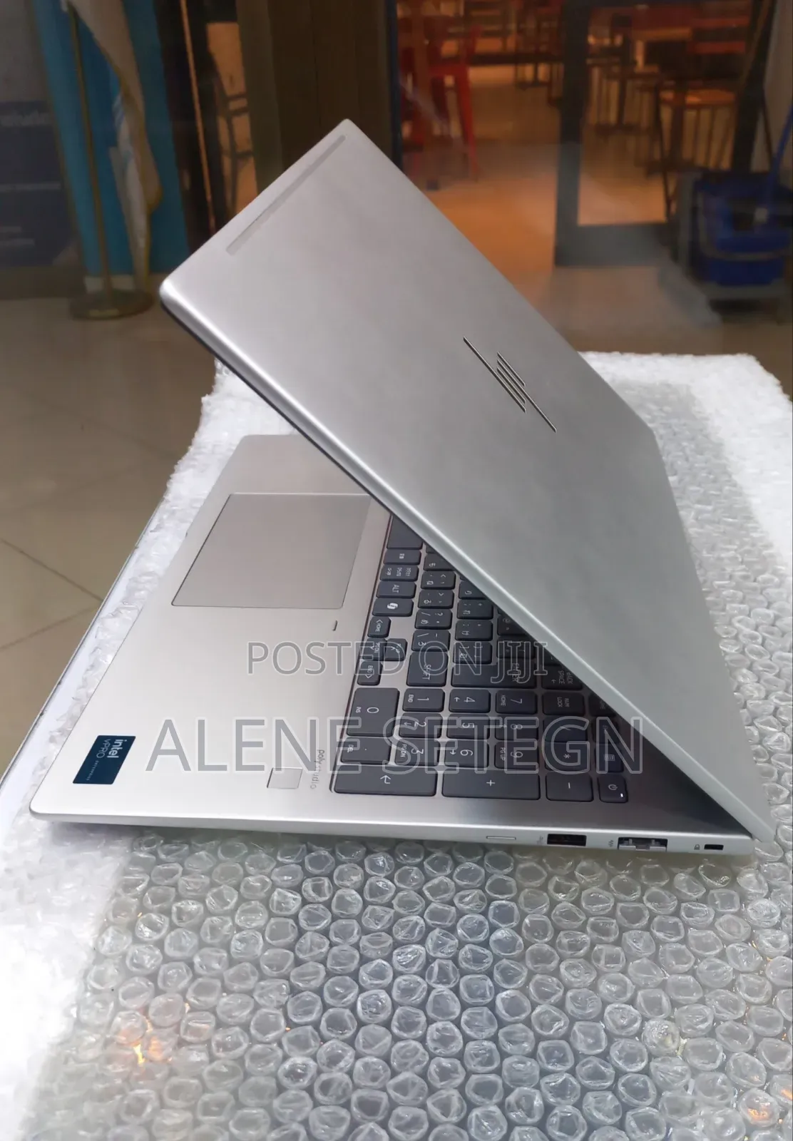 New Laptop HP EliteBook 640 G11 16GB Intel Core Ultra 7 SSD 512GB