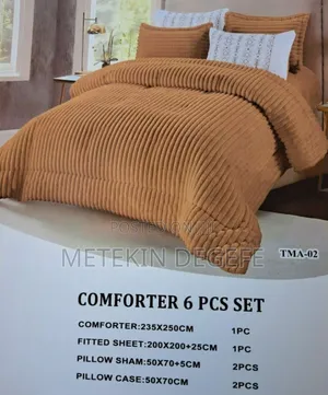 6-Piece, White Faux Fur Comforter Set Designed for Winte /ኮምፈርት