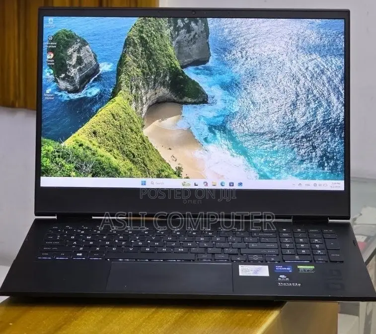 New Laptop HP Omen 16 16GB Intel Core i7 SSD 512GB