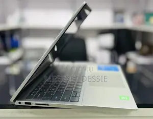 New Laptop HP 16GB Intel Core i7 SSD 512GB