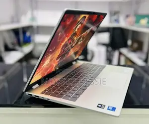 New Laptop HP Omen 17 16GB Intel Core i7 SSD 512GB