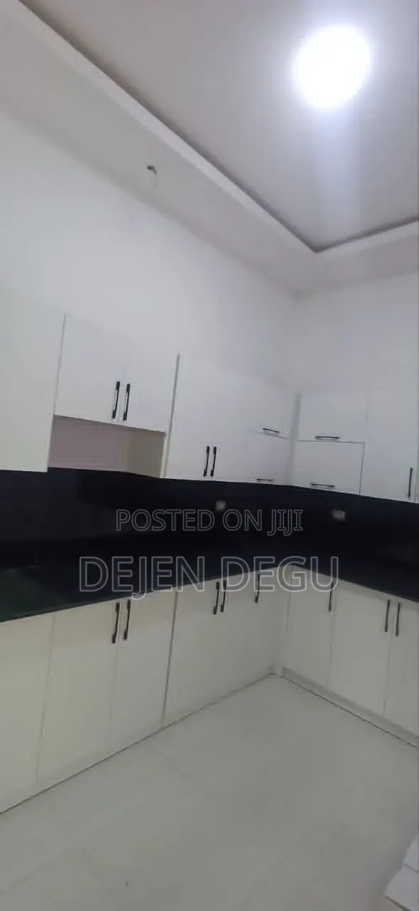 2bdrm Apartment in Yeka for rent