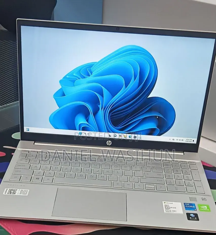 New Laptop HP Stream Notebook 16GB Intel Core i7 SSD 1T