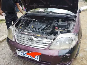 Toyota Corolla 2004 Burgundy