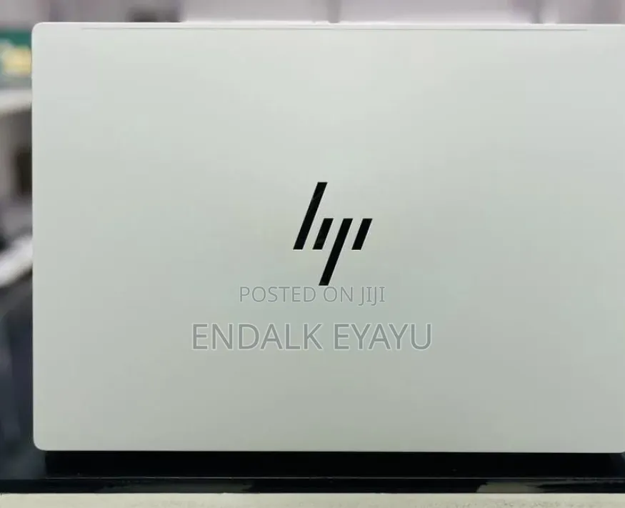 New Laptop HP OmniBook 7 16" 16GB Intel Core 7 SSD 512GB
