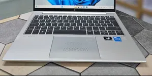 New Laptop HP EliteBook 830 G9 16GB Intel Core i5 SSD 1T