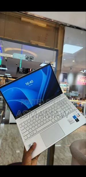 New Laptop HP Pavilion 15 16GB Intel Core i5 SSD 1T