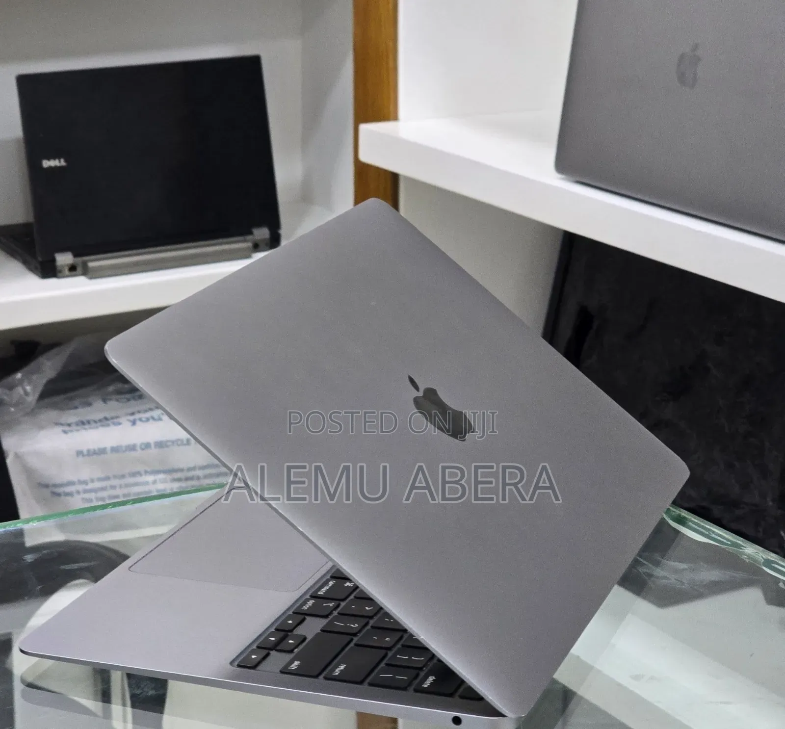 New Laptop Apple MacBook Air 2020 M1 8GB Apple M1 SSD 256GB