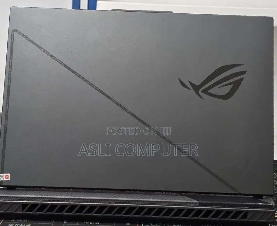New Laptop Asus ROG Strix G16 16GB Intel Core i7 SSD 1T
