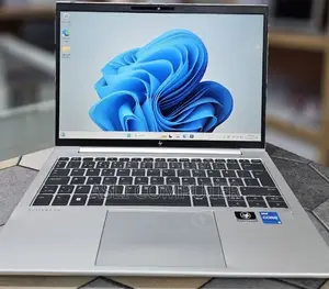 New Laptop HP EliteBook 830 G9 16GB Intel Core i5 SSD 512GB