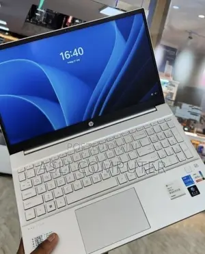 New Laptop HP Pavilion 14 16GB Intel Core i5 SSD 1T