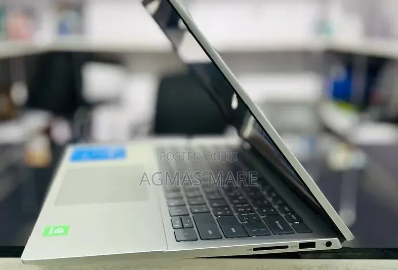 New Laptop Dell Inspiron 14 16GB Intel Core i5 SSD 512GB