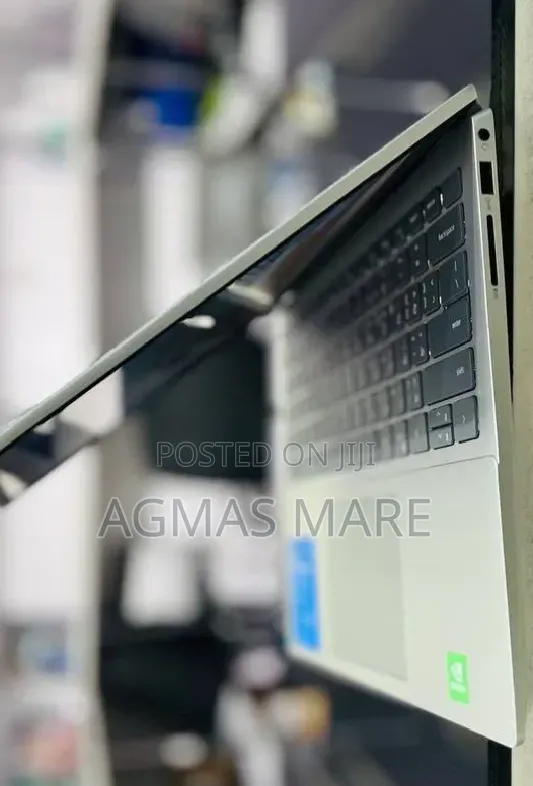 New Laptop Dell Inspiron 14 16GB Intel Core i5 SSD 512GB
