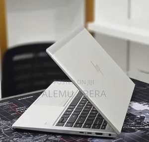 New Laptop HP EliteBook 845 G8 16GB AMD Ryzen 7 SSD 512GB