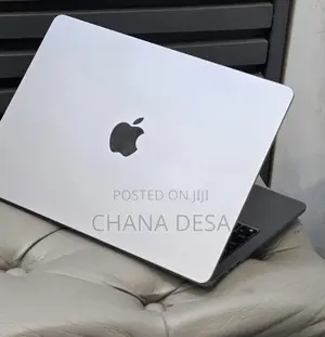 New Laptop Apple MacBook Air 2022 M2 8GB Apple M2 SSD 256GB