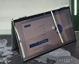 New Laptop HP Spectre X360 8GB Intel Core i7 SSD 512GB