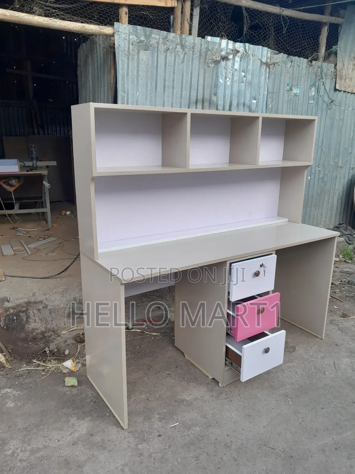 Kids Reading Tables