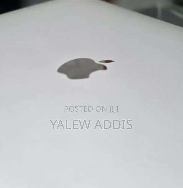 New Laptop Apple MacBook Pro 2019 16GB Intel Core i7 SSD 256GB