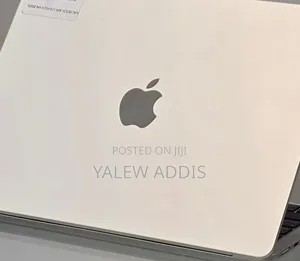 New Laptop Apple MacBook 16GB Apple M4 Pro SSD 256GB