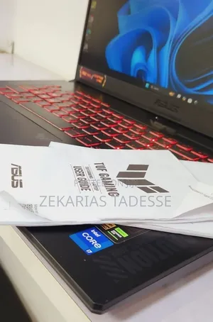 New Laptop Asus TUF Gaming F17 16GB Intel Core i7 SSD 1T