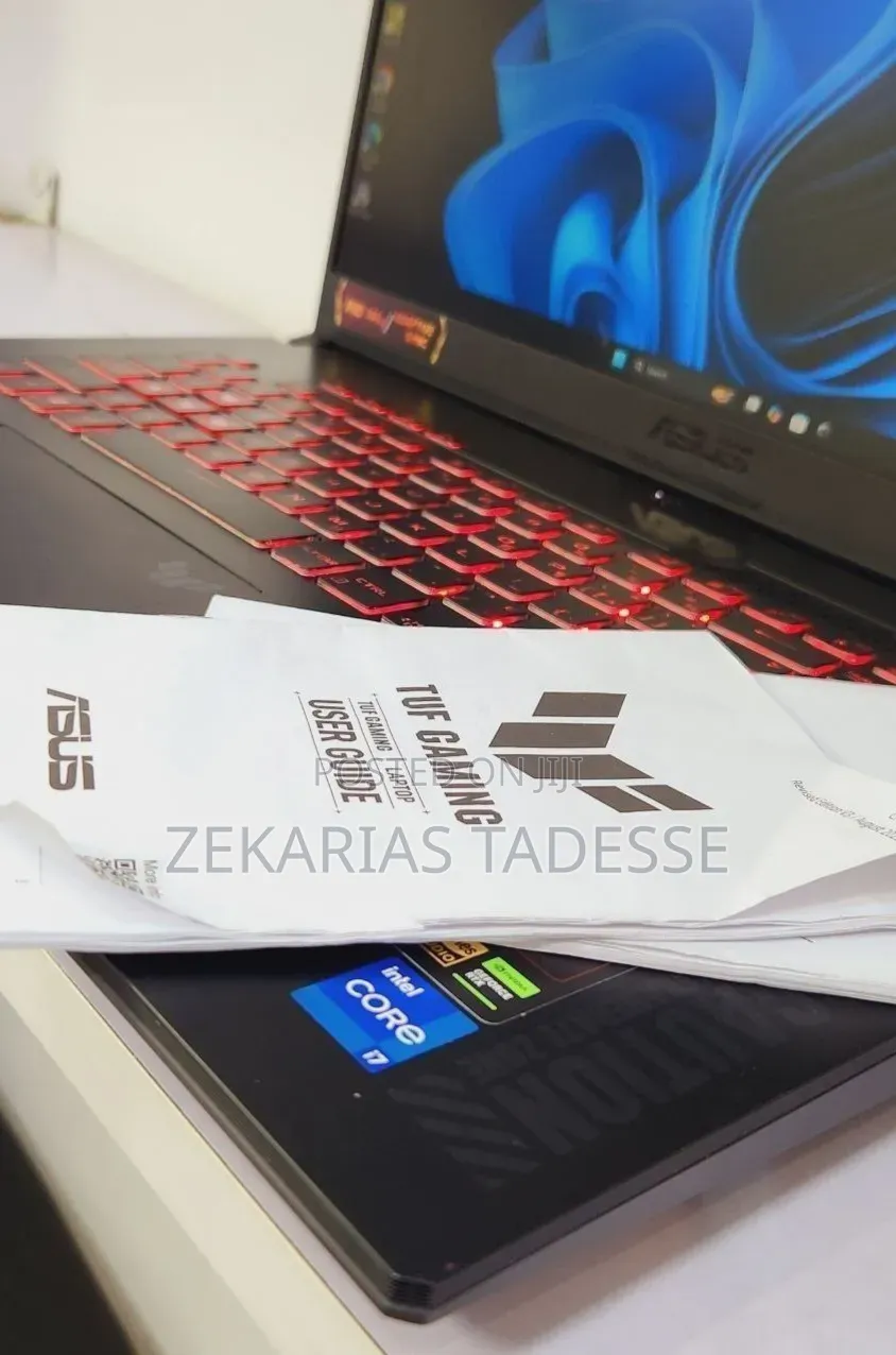 New Laptop Asus TUF Gaming F17 16GB Intel Core i7 SSD 1T