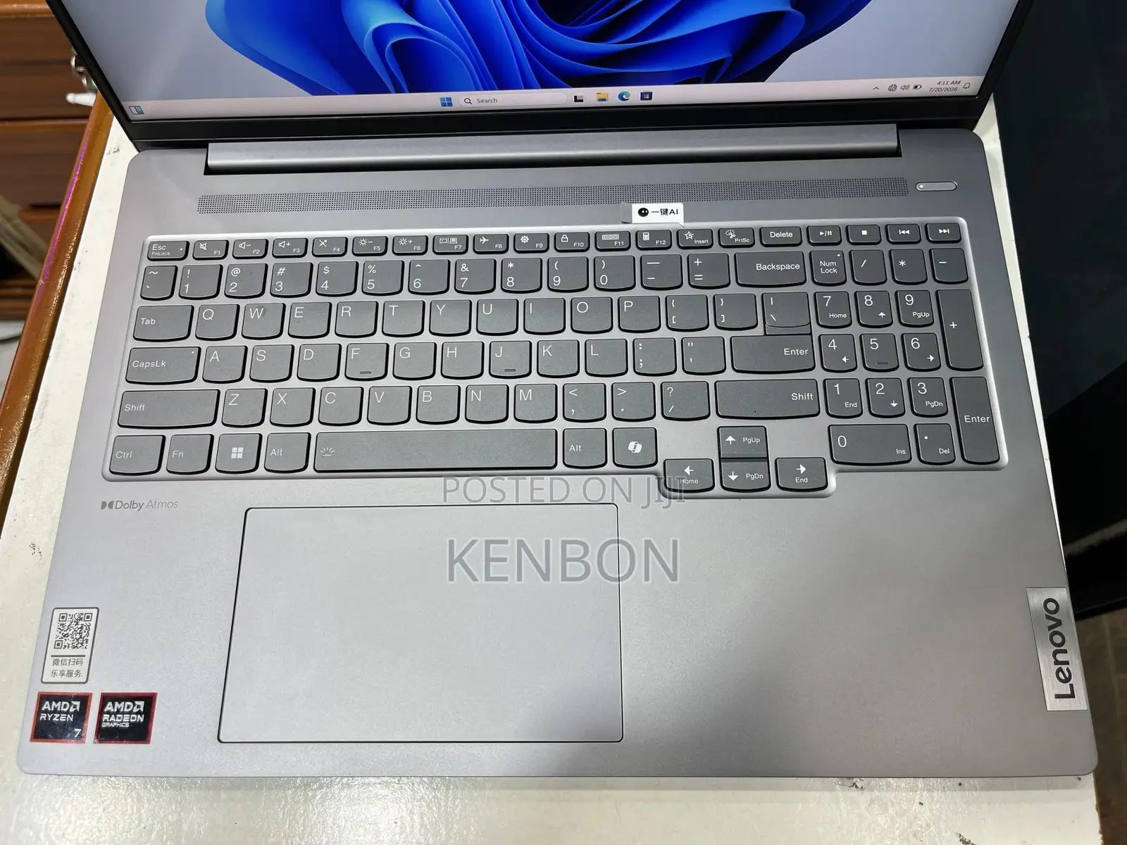 New Laptop Lenovo Legion 7 32GB Intel Core Ultra 7 SSD 512GB