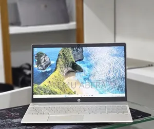 New Laptop HP Pavilion 15 8GB Intel Core i5 SSD 512GB