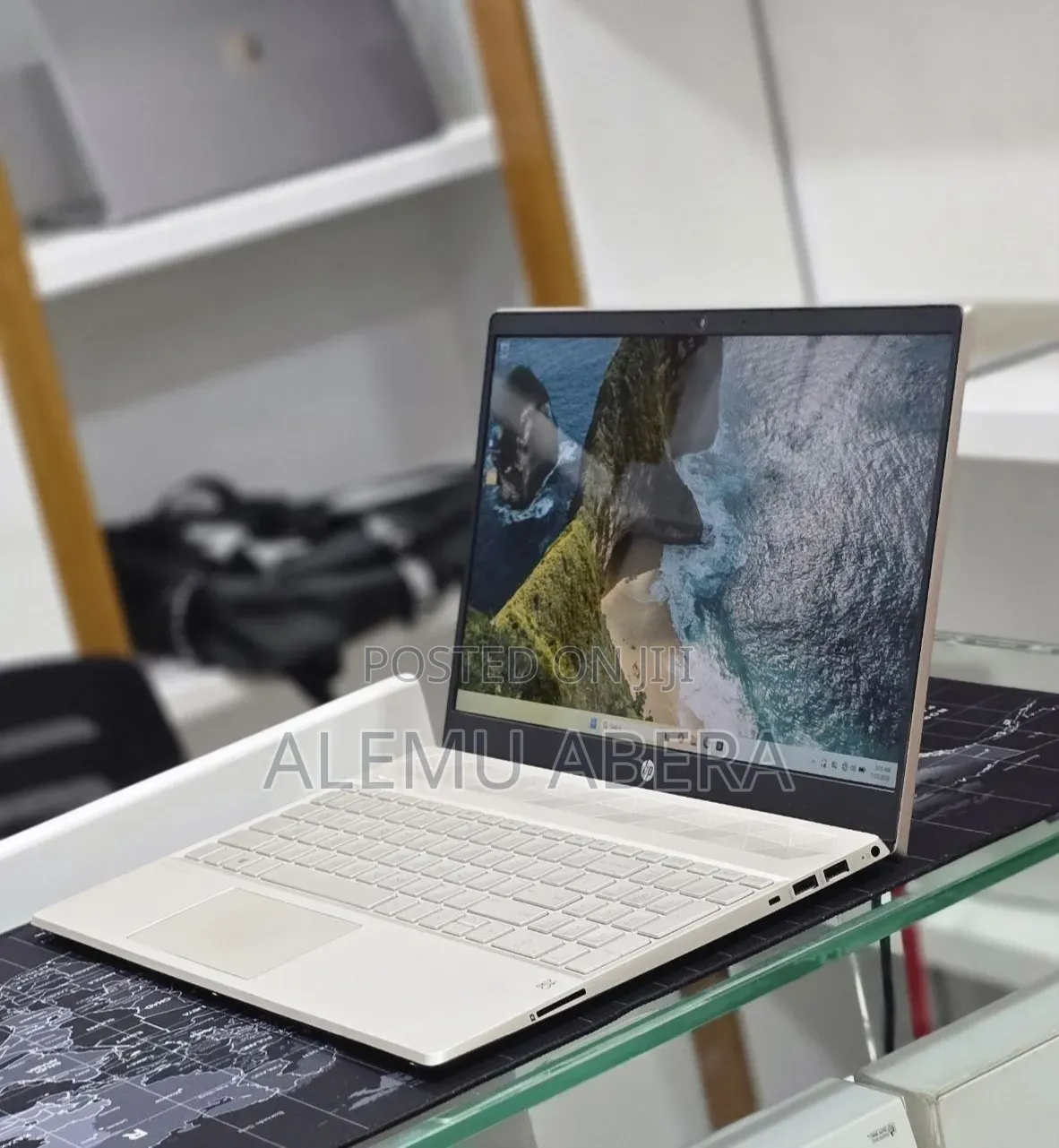 New Laptop HP Pavilion 15 8GB Intel Core i5 SSD 512GB