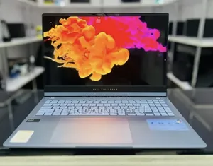 New Laptop Asus VivoBook S15 S510UA 16GB Intel Core Ultra 7 SSD 512GB