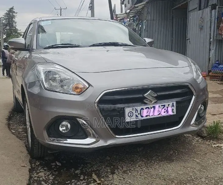 Suzuki Dzire 2022 Silver