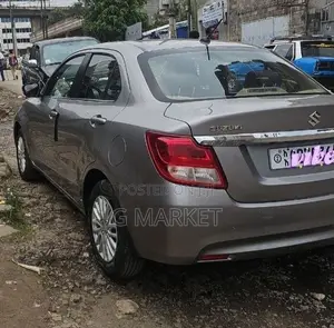 Suzuki Dzire 2022 Silver